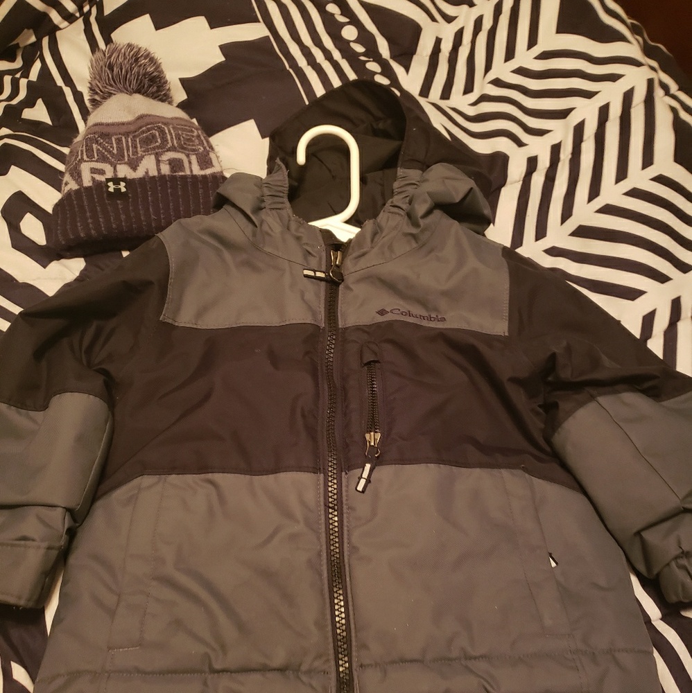 2T and matchimg UA HAT